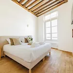 Superb Apartment In The Heart Of The Marais